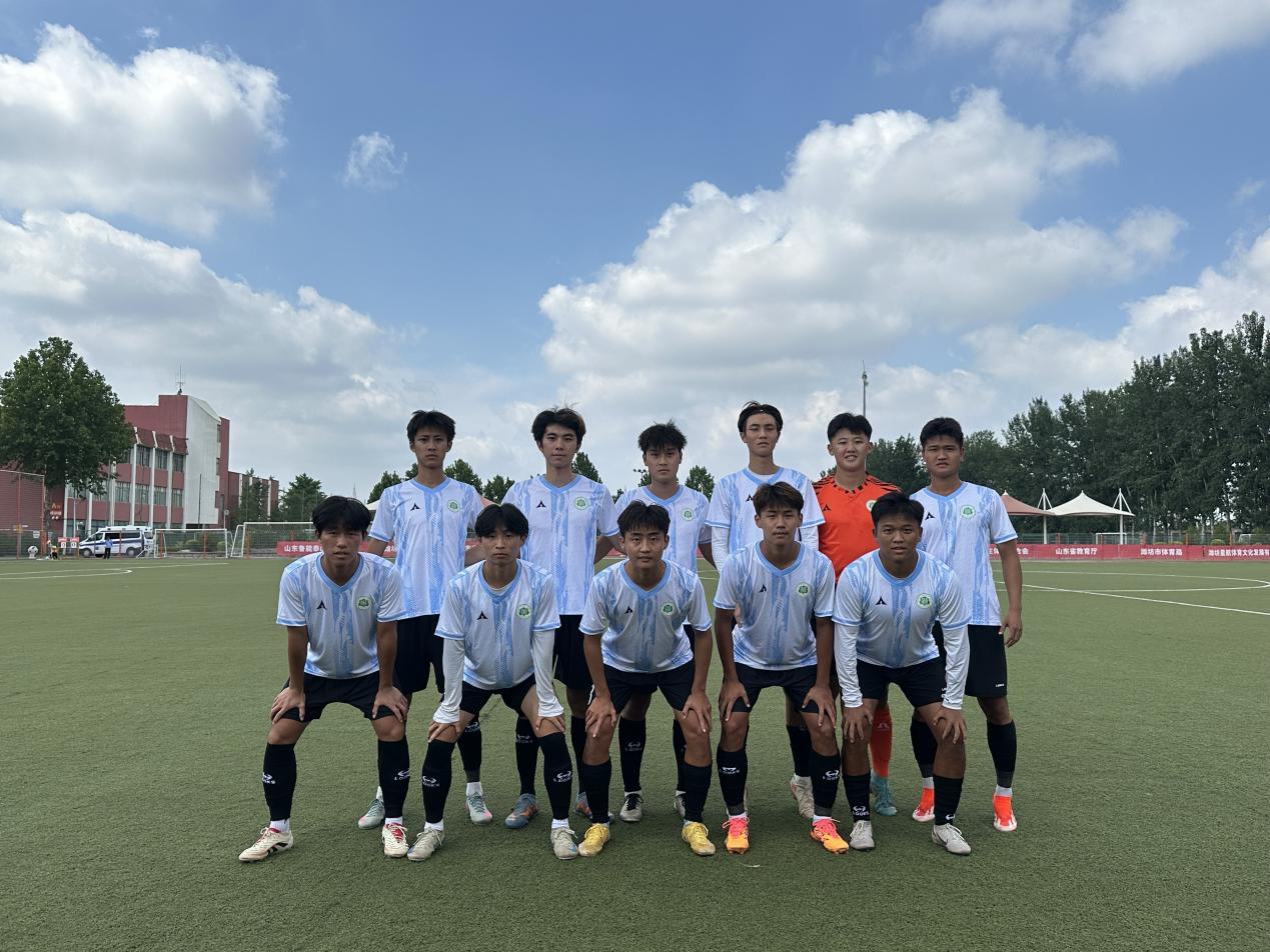 海师男子足球队在全国大学生校园足球赛荣获佳绩